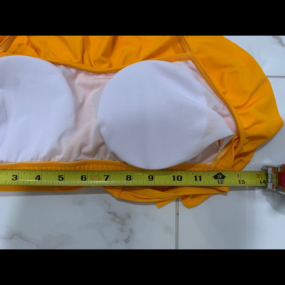 NWT- Bikini Top- Size Medium - Picture 7 of 7